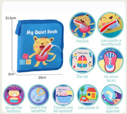 An einem Kinderwagen befestigtes Stoff-Beschäftigungsbuch für Spiel unterwegs für Kleinkinder während Reisen oder Bauchzeit